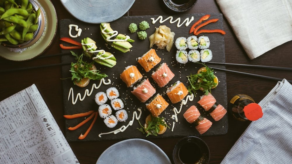 zestawy podawanie sushi